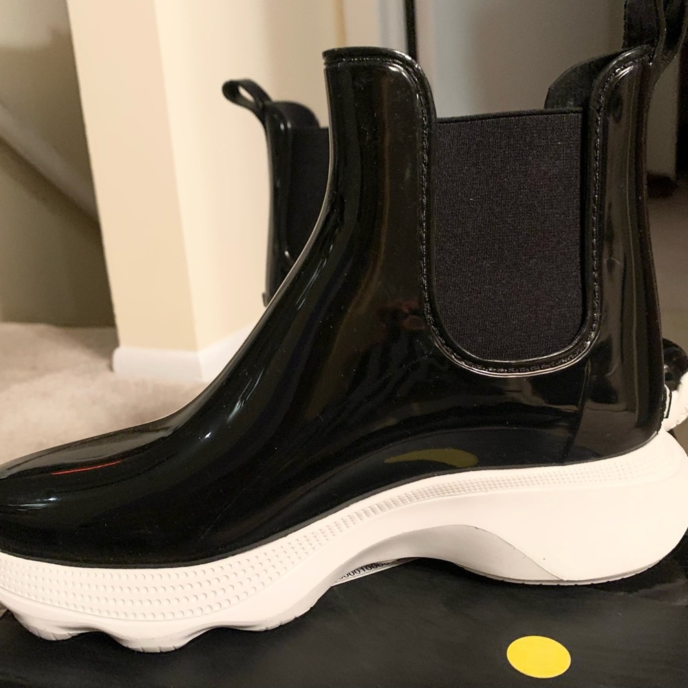 Black Kenneth Cole Evanna Ankle Rain boots